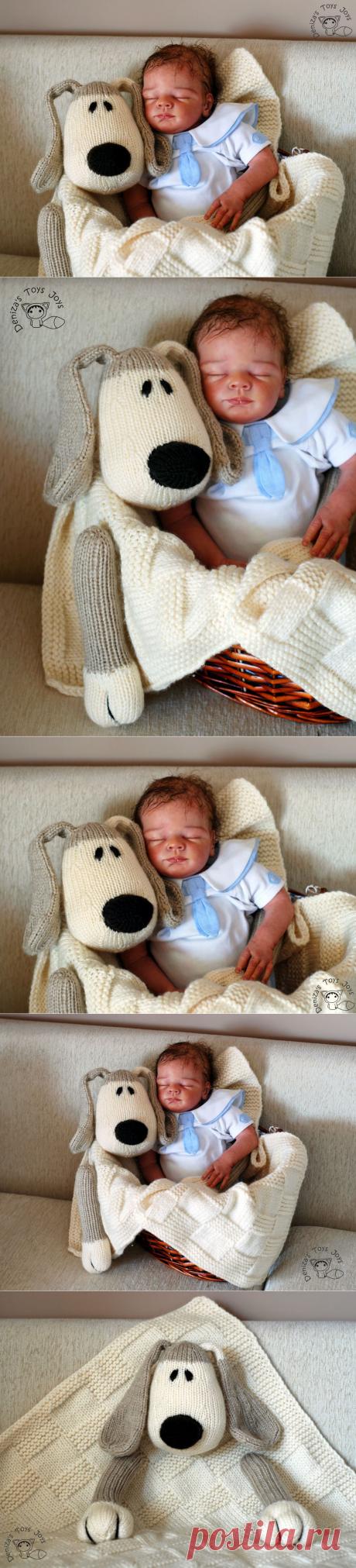 Детский плед с игрушкой собачкой.