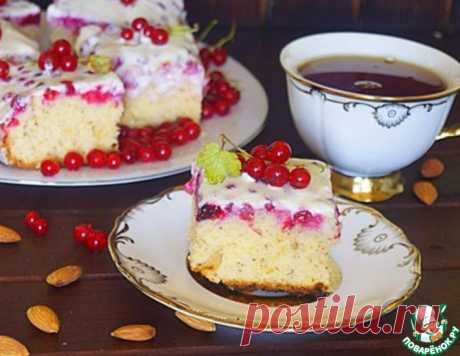 Пирожное с красной смородиной и сметаной – кулинарный рецепт