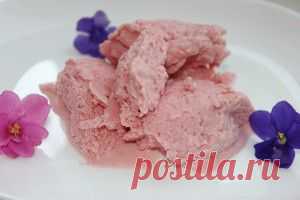 Холодный десерт из клубники «Горячий поцелуй». Десерт для романтического вечера | vkus-zdoroviya.ru