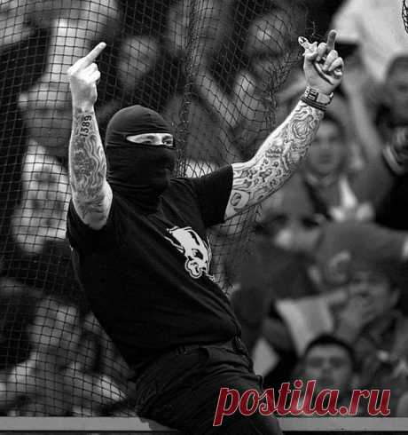 10 самых масштабных выходок футбольных фанатов — FURFUR — FURFUR — поток «Культура»