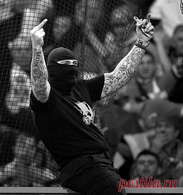 10 самых масштабных выходок футбольных фанатов — FURFUR — FURFUR — поток «Культура»