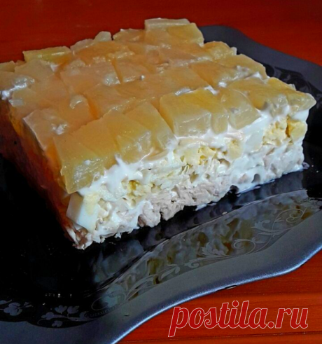 Салат с курицей и ананасом - Простые рецепты Овкусе.ру