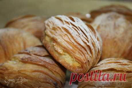Неаполитанское пирожное Le Sfogliatella. Ингредиенты: мука манитоба, вода, мед жидкий | Официальный сайт кулинарных рецептов Юлии Высоцкой