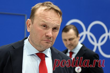 Четверо россиян стали кандидатами на включение в Зал хоккейной славы. Четверо россиян стали кандидатами на включение в Зал хоккейной славы. В список вошли Сергей Гончар, Александр Мальцев, Борис Михайлов и Александр Могильный. Чтобы попасть в Зал славы, каждому кандидату будет необходимо набрать более 75 процентов голосов отборочной комиссии.