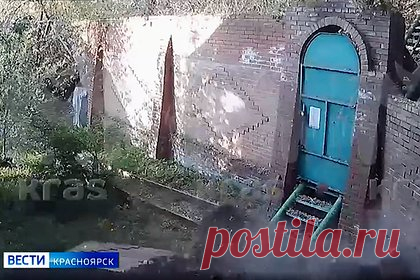 Коммунальщики обвинили в сходе селя хозяина заваленного им дома