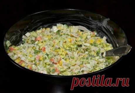 Салат из крабовых палочек с пекинской капустой