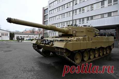 В Германии объяснили цель США в отправке танков Leopard Киеву. CША, подталкивая Германию к осуществлению поставок танков Leopar Украине, таким образом принуждают ее к «самопожертвованию» в борьбе с Россией. Цель Вашингтона объяснил депутат бундестага от Левой партии Севим Дагделен. Она отметила, что давление со стороны США и стран НАТО на Берлин растет.