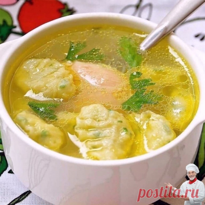 КАРТОФЕЛЬНЫЙ СУП С ГАЛУШКАМИ

Гуща супа и бульон:

600 гр. любого мяса;
2 моркови (1 – для бульона, вторая режется в суп);
2 луковицы (для варки бульона и гущи супа - по одной штуке);
3 картофелины;
2 ложки растительного масла;
зелень (лук, укроп, петрушка по вкусу);
соль, черный перец.

Галушки:
1 яйцо;
3 столовые ложки сметаны;
4-5 ст. ложки муки;
соль.