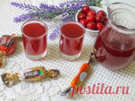 Спиртные напитки. Наливка из вишни 
Признаюсь честно, давно хотела сделать ароматную наливку из вишни, но меня постоянно останавливало то, что она очень долго настаивается. В этом году все-таки решилась привести свою кулинарную мечту в…