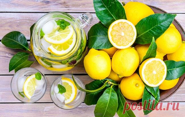 Остеопороз: ОСТОРОЖНО, лимоны !
Фото https://www.rbc.ua Лимоны, без сомнения, вкусны и полезны : они содержат витамин С, а также большой спектр оксикислот, которые улучшают состояние сосудов и не только. Но ! При нарушении кальциевого обмена, в частности при остеопорозе, а также хрупких сосудах, увлечение лимонами может сыграть злую шутку: кислоты, содержащиеся в лимонах, очень активны и, фиксируя кальций из […]
Читай пост далее на сайте. Жми ⏫ссылку выше