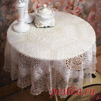 Круглая скатерть из мотивов