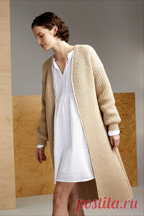 Кардиган Ajaton (Timeless). Designer Lea Petäjä Автоперевод с английского языка.