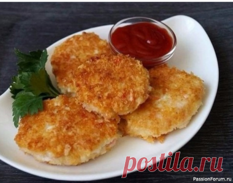 Котлеты из крабовых палочек с сыром