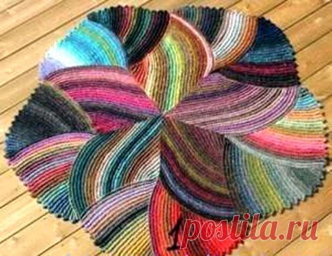 Коврик из остатков пряжи