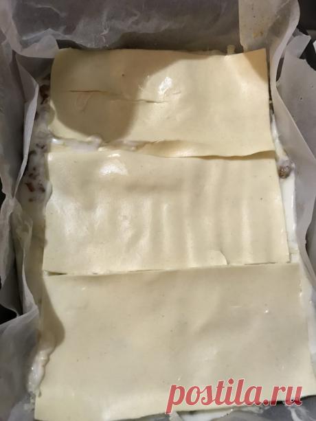 Лазанья с соусом бешамель
