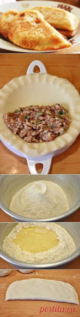 Чебуреки с мясом. Очень удачное хрустящее тесто!