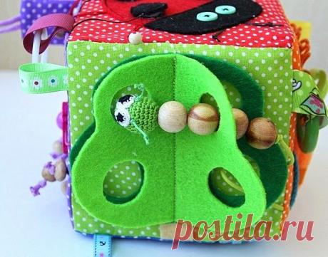 Матрёшкин блог: Развивающий кубик и слингобусы