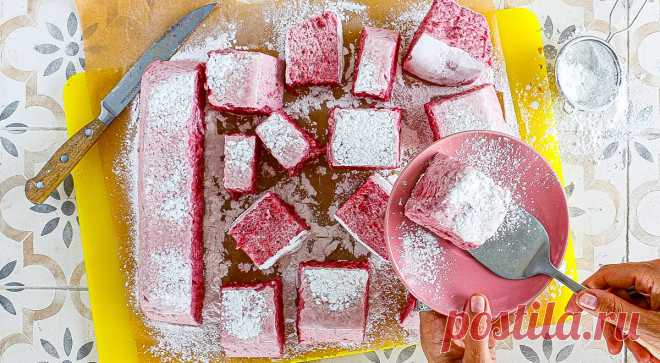 Десерты без муки из сезонных осенних фруктов — читать на Gastronom.ru Десерты без муки придуманы для тех, кто любит сладкое и выпечку, но по каким-то причинам не может позволить себе классические лакомства. Специально для приверженцев ЗОЖ, а также придерживающихся низкоуглеводной диеты, худеющих, следящих за калориями  - статья на кулинарном сайте Gastronom.ru