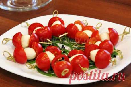 Молекулярная кухня. Капрезе со спагетти из рукколы и бальзамической икрой. Рецепт с пошаговыми фото