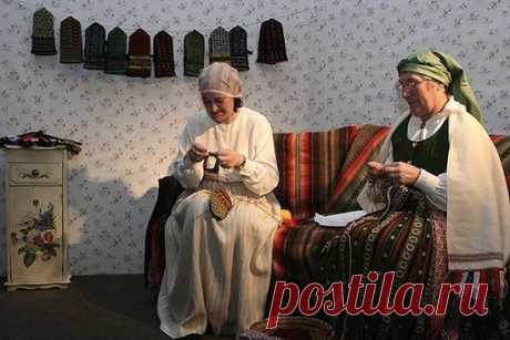 Милые сердцу штучки: Жаккардовое вязание: "Латышские варежки - шерстяное достояние страны!" (подборка + коллекция схем)