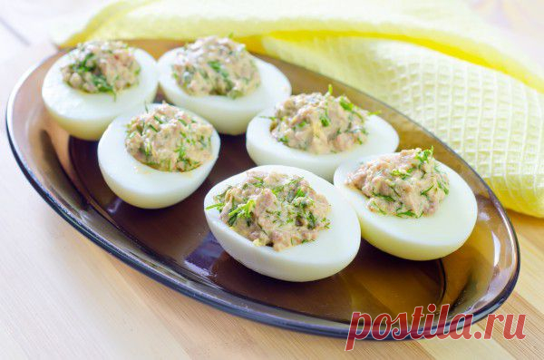 Яйца, фаршированные печенью трески