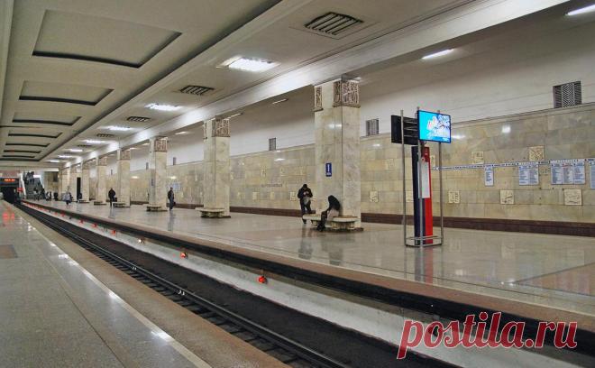 Дептранс сообщил о втором за час сбое в метро из-за человека на пути. На Арбатско-Покровской линии метро произошел второй за час сбой в движении поездов из-за человека на пути, сообщает департамент транспорта Москвы в Telegram Поезда некоторое время не ходили от станции «Щелковская» до «Партизанской», а в обратном направлении следовали с увеличенными интервалами.