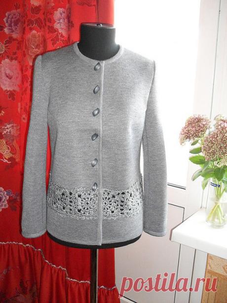 Купить Жакет с кружевной вставкой. - вязаный жакет, Вязание крючком, серый, однотонный