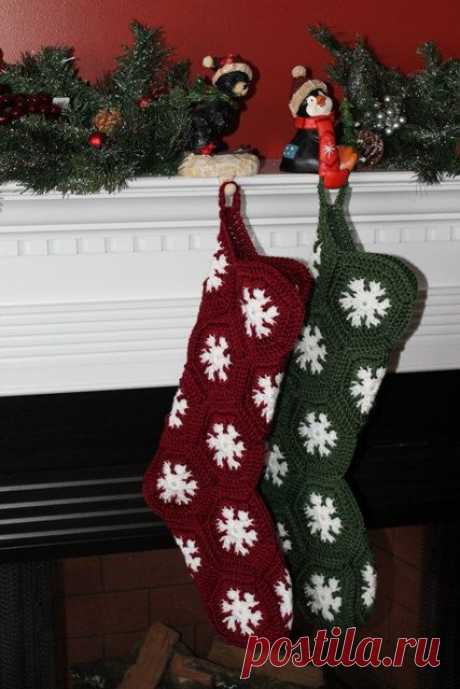 SALE Two Handmade Christmas Hexagon Stocking от SnugableTouches