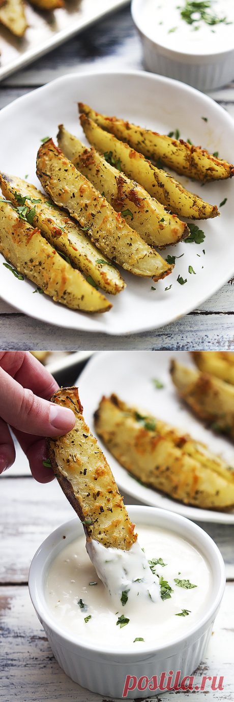 Baked Garlic Parmesan Potato Wedges - Creme De La Crumb