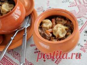 Пельмени по-амурски в горшочках
