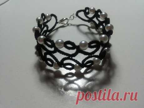 Frivolite Tatting