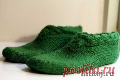 Тапочки спицами Slippers.