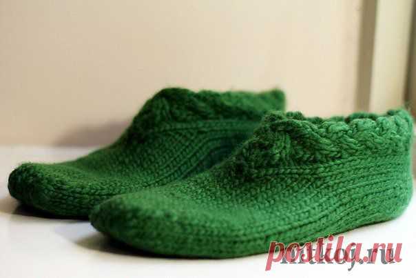 Тапочки спицами Slippers.