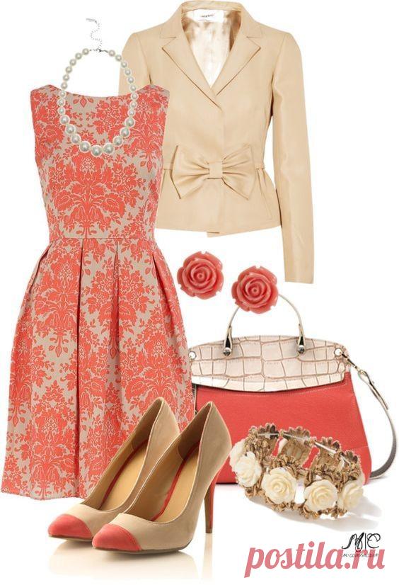 Стильные сочетания кораллового и бежевого
