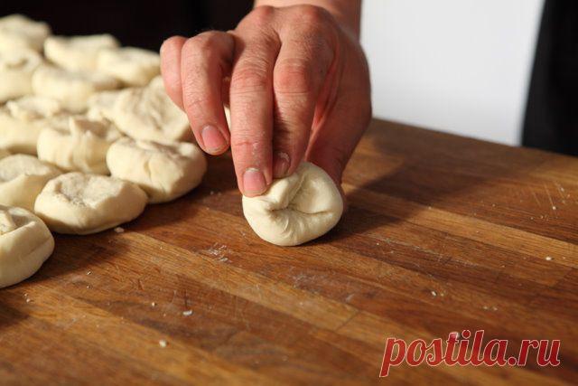 Чебуреки или "Трое из Ферганы" от Сталика Ханкишиева