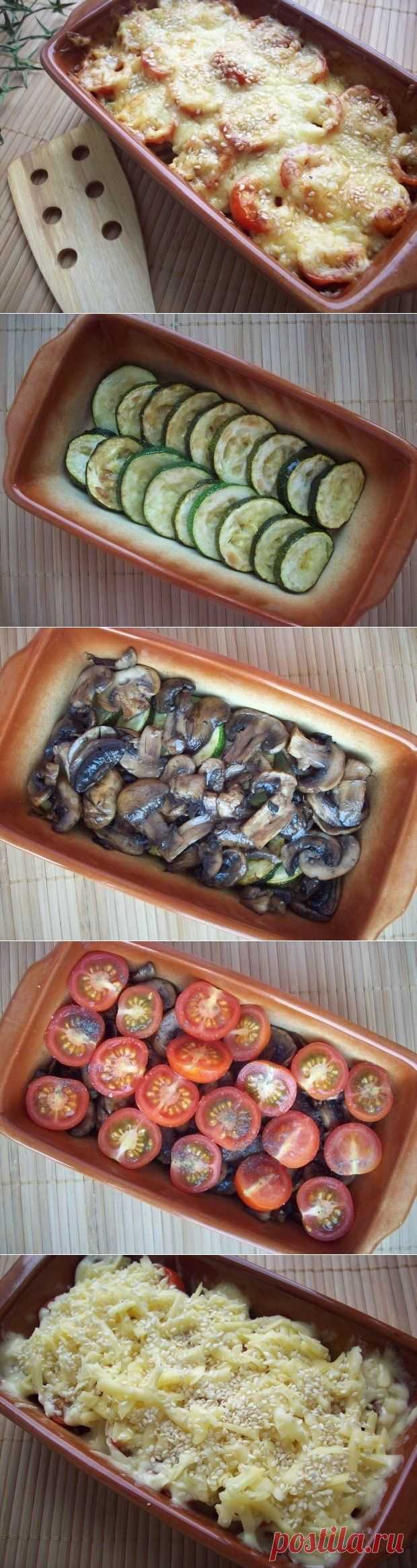 Как приготовить кабачки, запеченные с шампиньонами и помидорами под сыром