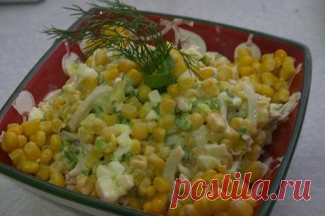 САЛАТЫ ИЗ КАЛЬМАРОВ НА ЛЮБОЙ ВКУС - 10 рецептов. .Салат из кальмаров с кукурузой