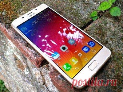 ASUS ZenFone Pegasus 3S с ёмкой батареей анонсирован в Китае На минувшей выставке CES 2017 компания ASUS представила смартфоны ZenFone AR и ZenFone 3 Zoom. Сразу после завершения мероприятия тайваньский производитель анонсировал ещё один аппарат, на сей раз для китайского рынка - ASUS ZenFone Pegasus 3S. Это улучшенная версия прошлогоднего ZenFone Pegasus 3. Главное видимое изменение ZenFone Pegasus 3S - появление овальной физической кнопки "Домой" под дисплеем. В неё встроен сканер…