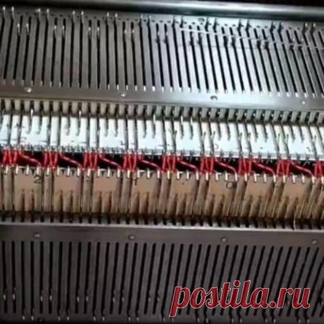 немного обновленная версия прошлого видео😉 показываю, как зарабатывать край, если хотим вязать резинку 2*2
#вяжусама #вяжем_master_ep #вяжемвместе #вязаниеслюбовью #курсымашинноговязания #handmade #вязание