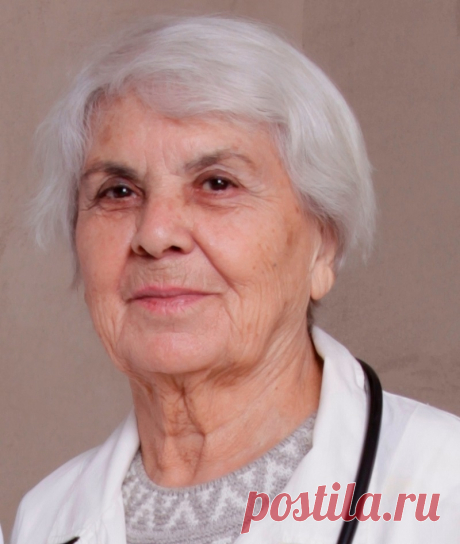 Лучшие советы для здорового долголетия от 90-летней мамы знаменитого доктора Мясникова 
Старость пугает многих людей: проблемы со здоровьем, слабоумие, усталость, одиночество, да и тело уже не то. Но мать всеми любимого и уважаемого доктора Мясникова собственным примером доказывает, что…