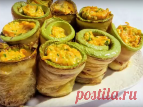 Кабачки получаются сочные, невероятно аппетитные и со вкусной начинкой из плавленого сыра.