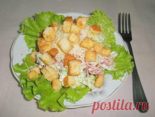 Подборка вкуснейших салатов с копченой курицей.