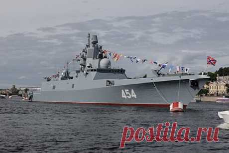 Фрегат «Адмирал Горшков» после техобслуживания вернется в Североморск. Фрегат «Адмирал Горшков» после восстановления технической готовности, проводимой Кронштадтским морским заводом, вернется в Североморск во второй половине декабря. Об этом со ссылкой на источник сообщает ТАСС. «Возвращение &quot;Адмирала Горшкова&quot; в Североморск ожидается к Новому году», — сказал собеседник агентства.