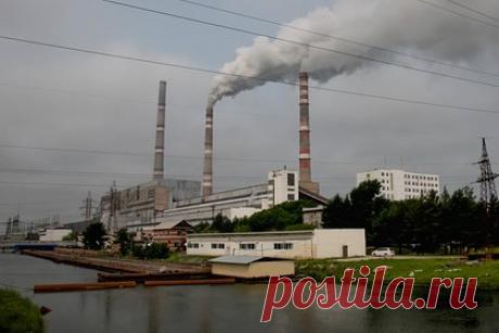 Ремонт крупнейшей в российском регионе ГРЭС после срыва сроков взлетел в цене. Стоимость модернизации Приморской ГРЭС, крупнейшей на Дальнем Востоке, взлетела в цене за три года почти в два раза, до 50,4 миллиарда рублей, из-за инфляции и роста цен на отечественное оборудование. При этом на предприятии уже фиксируют отставание по срокам на трех из девяти энергоблоков.