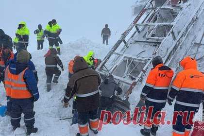 Стало известно о состоянии выжившего под лавиной на Камчатке