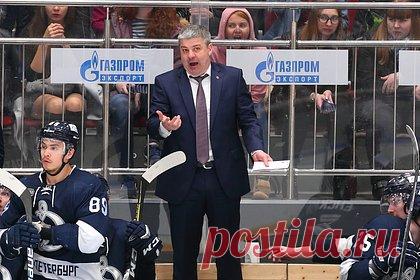 Тренер «Адмирала» назвал хоккеистов «Ак Барса» артистами. Главный тренер хоккейной команды «Адмирал» из Владивостока Леонид Тамбиев назвал игроков казанского «Ак Барса» артистами после поражения его клуба со счетом 3:2.Он отметил, что его спортсмены не умеют так красиво выпрашивать удаления у судей. Тамбиев назвал игру хорошей, за исключением удалений в первом периоде.