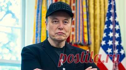 Forbes: Маск стал первым в истории человеком с состоянием $500 млрд. Руководитель компаний Tesla и SpaceX Илон Маск стал первым в истории человеком, чьё состояние оценивается в $500 млрд. Читать далее