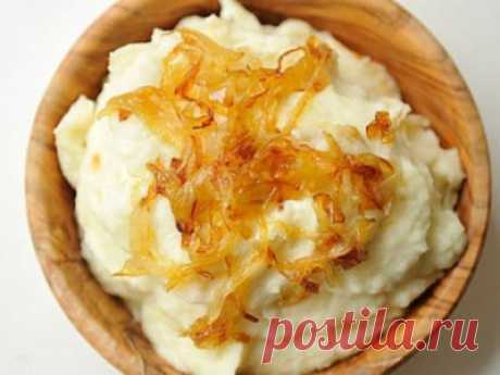 Рецепт: Постное картофельное пюре с луком и морковкой