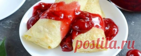 Блинчики с творогом, сыром и с вишневым соусом, пошаговый рецепт с фото