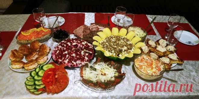 Новогодний стол моей свекрови. Рецепты вкусных салатов и закусок. | Ёжкин дом | Яндекс Дзен